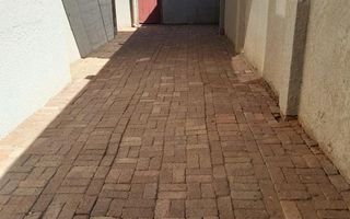 4 Bedroom House For Sale in Okahandja