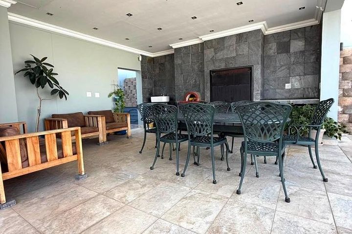 4 Bedroom House For Sale in Auasblick, Windhoek