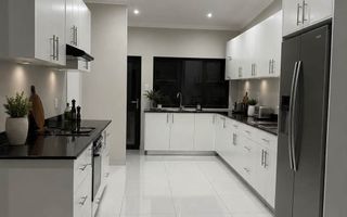 4 Bedroom House For Sale in Klein Windhoek, Windhoek