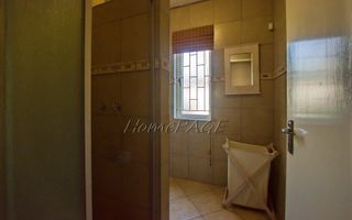 8 Bedroom House For Sale in Vineta, Swakopmund