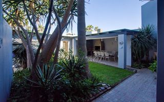 8 Bedroom House For Sale in Vineta, Swakopmund