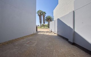 8 Bedroom House For Sale in Vineta, Swakopmund