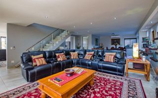 8 Bedroom House For Sale in Vineta, Swakopmund