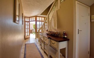 8 Bedroom House For Sale in Vineta, Swakopmund