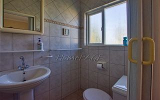8 Bedroom House For Sale in Vineta, Swakopmund