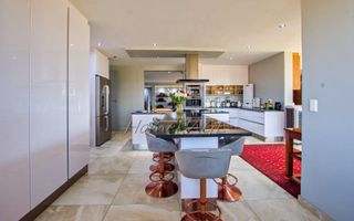 8 Bedroom House For Sale in Vineta, Swakopmund
