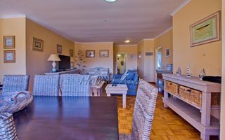 8 Bedroom House For Sale in Vineta, Swakopmund