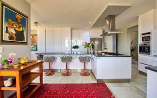 8 Bedroom House For Sale in Vineta, Swakopmund
