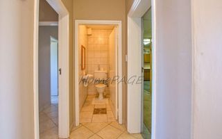 8 Bedroom House For Sale in Vineta, Swakopmund
