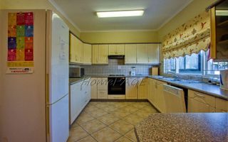 8 Bedroom House For Sale in Vineta, Swakopmund