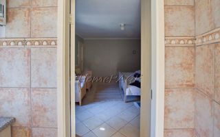 8 Bedroom House For Sale in Vineta, Swakopmund