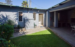 8 Bedroom House For Sale in Vineta, Swakopmund