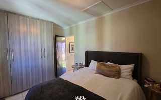 2 Bedroom Apartment For Sale in Kleine Kuppe, Windhoek
