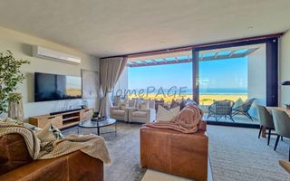 4 Bedroom House For Sale in Dolphin Beach