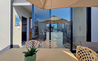 4 Bedroom House For Sale in Dolphin Beach
