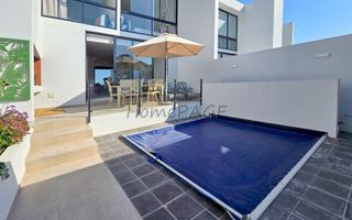4 Bedroom House For Sale in Dolphin Beach