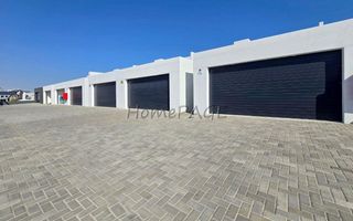 4 Bedroom House For Sale in Dolphin Beach