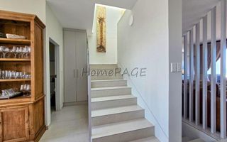 4 Bedroom House For Sale in Dolphin Beach
