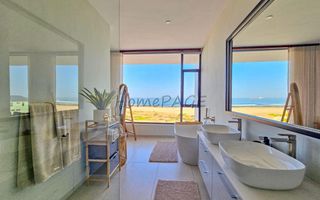 4 Bedroom House For Sale in Dolphin Beach