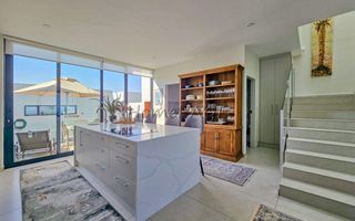 4 Bedroom House For Sale in Dolphin Beach