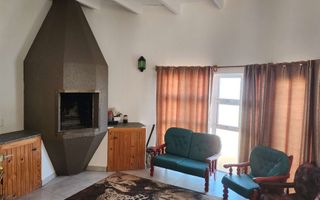 4 Bedroom House For Sale in Henties Bay Central, Henties Bay