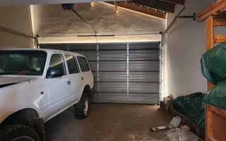 4 Bedroom House For Sale in Henties Bay Central, Henties Bay