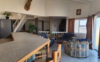 4 Bedroom House For Sale in Henties Bay Central, Henties Bay
