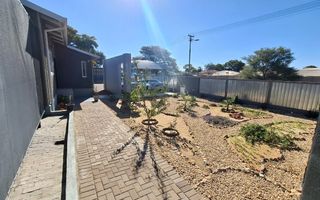 6 Bedroom Office / Retail / Mixed Use To Rent in Eros, Windh...