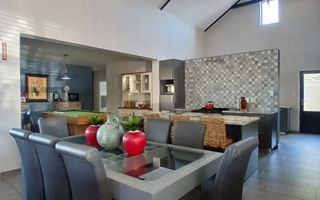 4 Bedroom House For Sale in Omeya, Windhoek