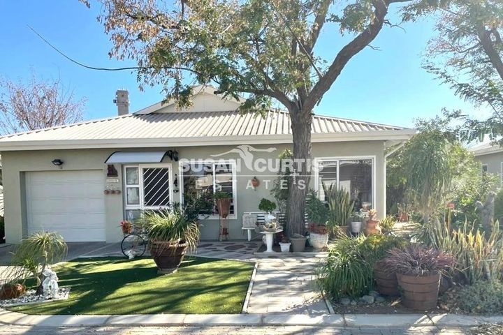 2 Bedroom Retirement For Sale in Okahandja