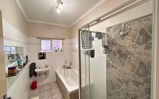Office / Retail / Mixed Use For Sale in Windhoek West, Windh...