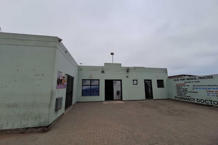 Office / Retail / Mixed Use For Sale in Kuisebmond, Walvis Bay