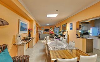 3 Bedroom House For Sale in Henties Bay Central, Henties Bay