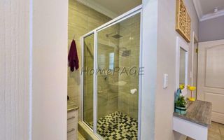 3 Bedroom House For Sale in Henties Bay Central, Henties Bay