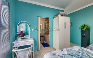3 Bedroom House For Sale in Henties Bay Central, Henties Bay