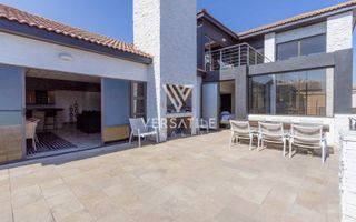 5 Bedroom House For Sale in Long Beach