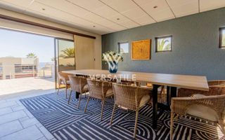 5 Bedroom House For Sale in Long Beach