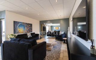 5 Bedroom House For Sale in Long Beach