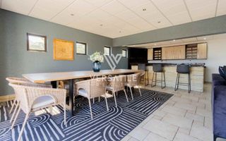 5 Bedroom House For Sale in Long Beach
