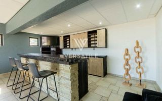 5 Bedroom House For Sale in Long Beach