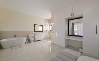 4 Bedroom House To Rent in Long Beach