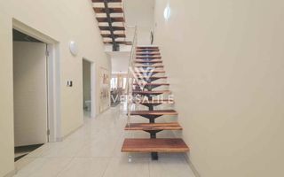 4 Bedroom House To Rent in Long Beach