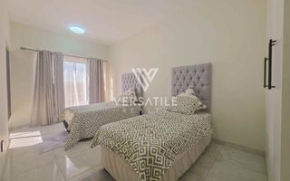 4 Bedroom House To Rent in Long Beach