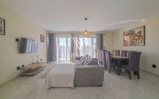 4 Bedroom House To Rent in Long Beach