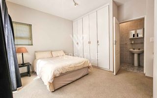 3 Bedroom House To Rent in Long Beach