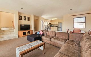 3 Bedroom House To Rent in Long Beach