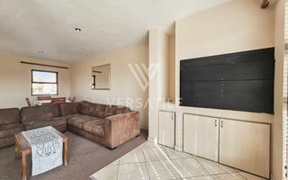 3 Bedroom House To Rent in Long Beach