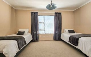 3 Bedroom House To Rent in Long Beach