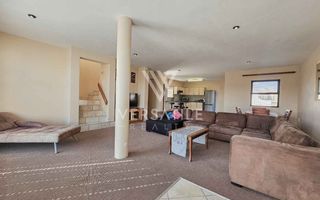 3 Bedroom House To Rent in Long Beach