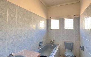 4 Bedroom House For Sale in Rocky Crest, Windhoek